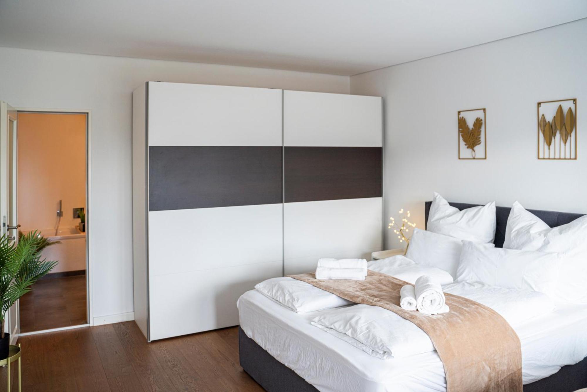 130M2 Loft - Balkon, Smart Tv, Badewanne, Kaffee Apartman Rosenheim Kültér fotó