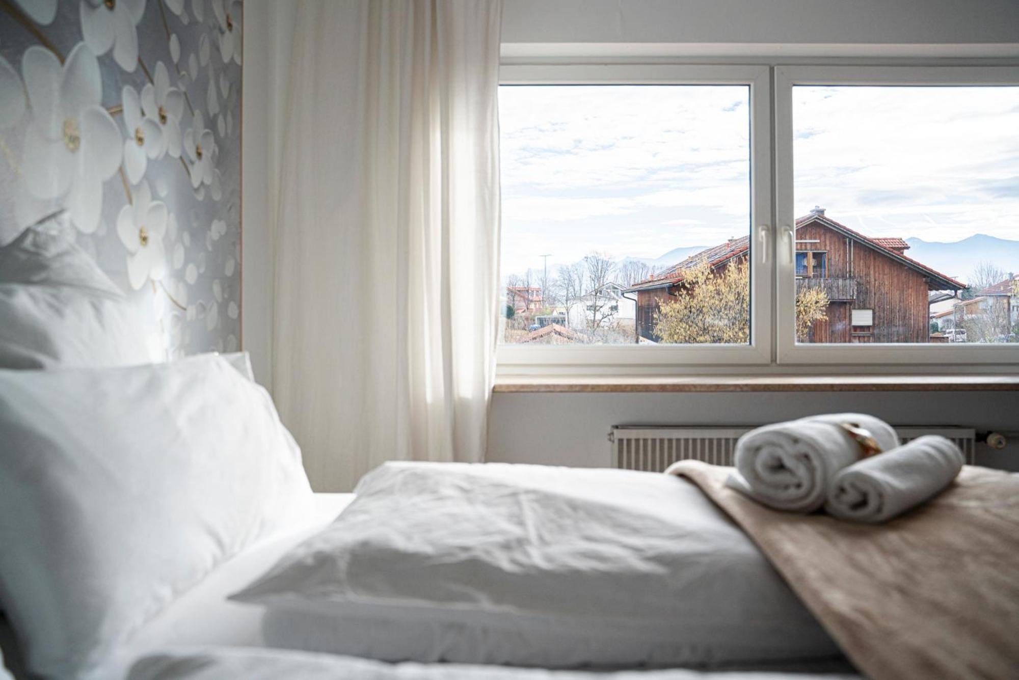 130M2 Loft - Balkon, Smart Tv, Badewanne, Kaffee Apartman Rosenheim Kültér fotó