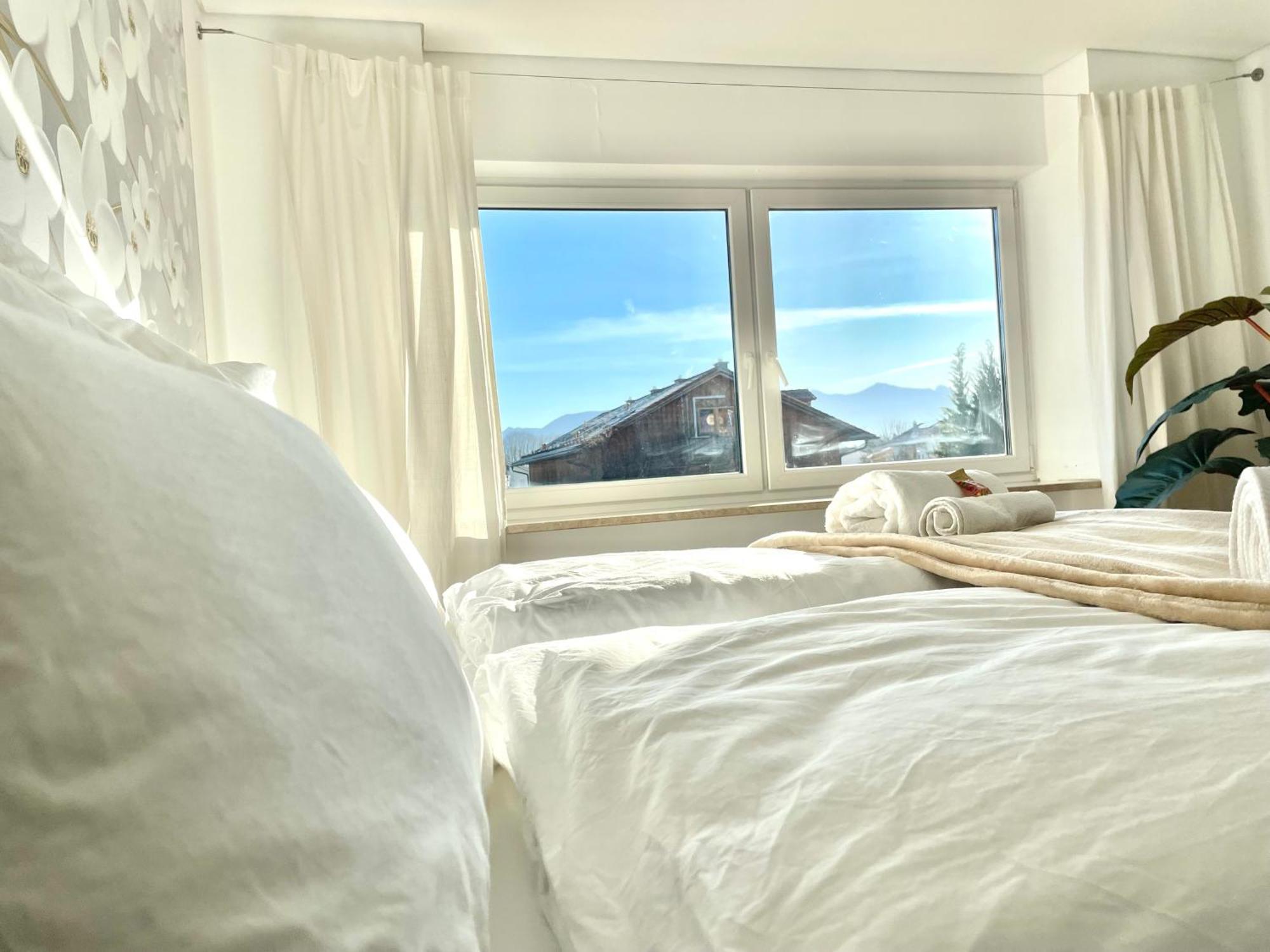 130M2 Loft - Balkon, Smart Tv, Badewanne, Kaffee Apartman Rosenheim Kültér fotó